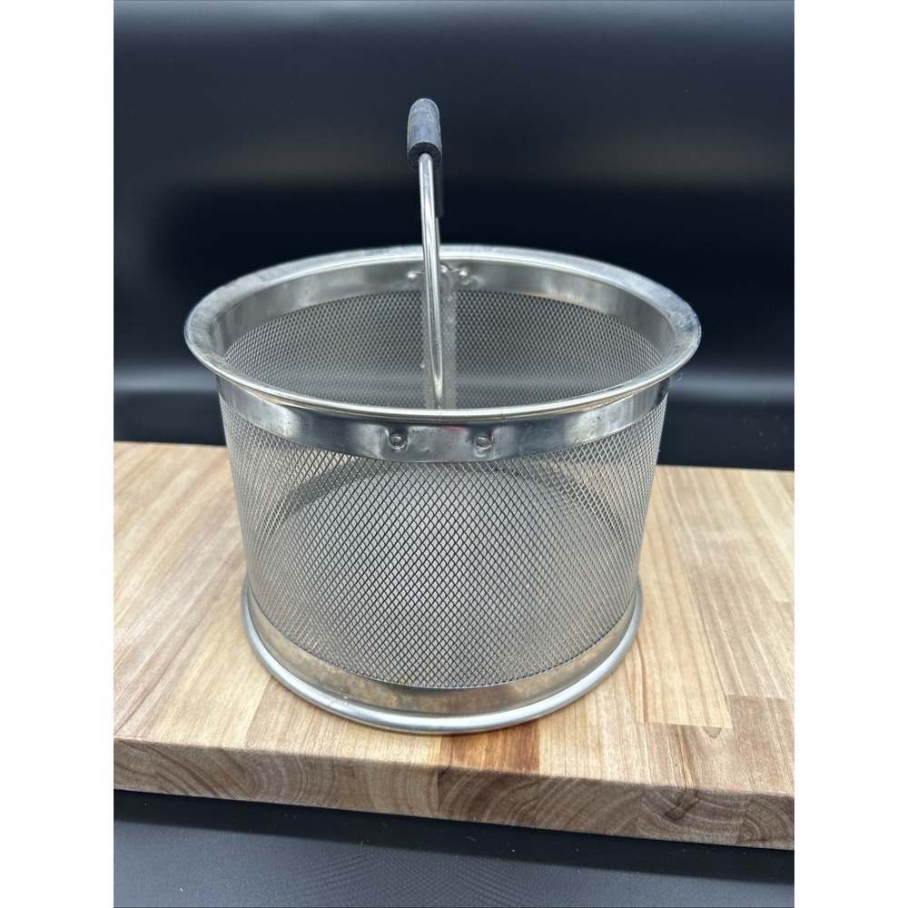 Cook's Essentials Mesh Pasta Frying Strainer Multi-Use Basket - Picture 5 of 9